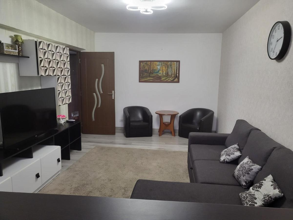 Apartament Cu 3 Camere Chiar In Inima Capitalei Bucarest Exterior foto